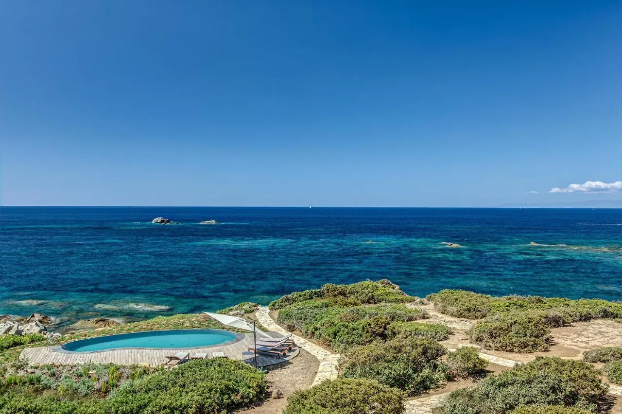 Pedra - Exclusive Seafront Villa With Private Pool Villasimius