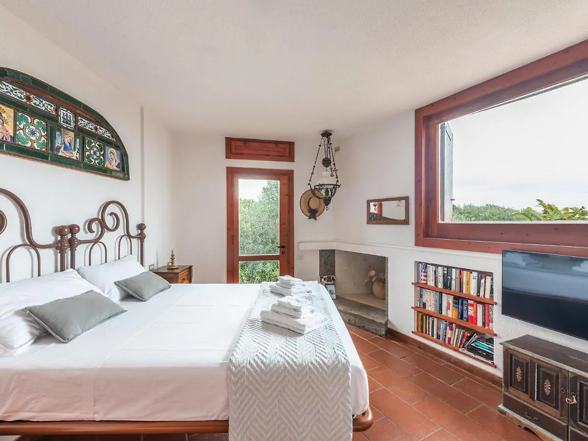 Pedra - Exclusive Seafront Villa With Private Pool Villasimius